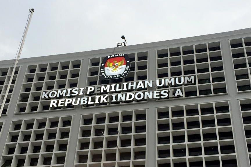 Aturan Pencalonan Gibran Dipersoalkan, KPU Membantah