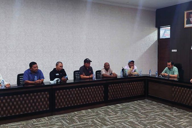 Marak Oknum LSM dan Wartawan Diduga Palak Kades, Ini Respon Kejari Gresik