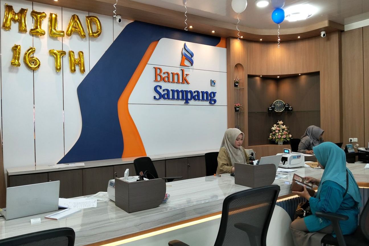 Bank Sampang Rayakan HUT ke-16: Santuni Anak Yatim dan Kaum Duafa