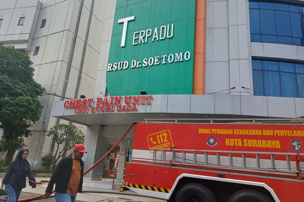 Ruang Operasi RSUD dr Soetomo Surabaya Terbakar, Seorang Pasien Meninggal Dunia