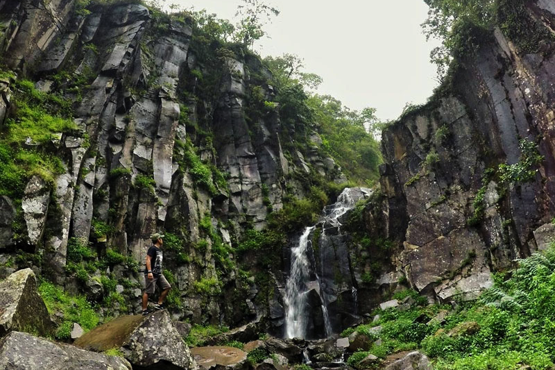 Keindahan Air Terjun Supit Urang, Wisata Alam yang Tersembunyi di Kabupaten Malang