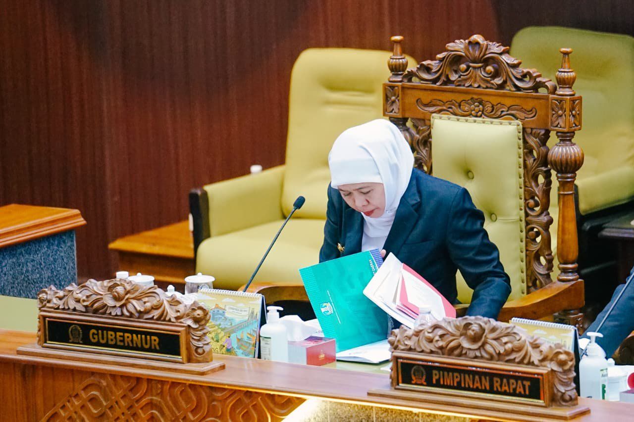 Khofifah Ajukan 2 Raperda, Atur Kepemudaan dan Dana Cadangan Pilgub Jatim