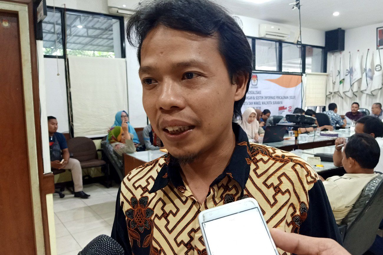 Tiga Pasangan Calon Independen Ambil Silon Bacawali di KPU Surabaya