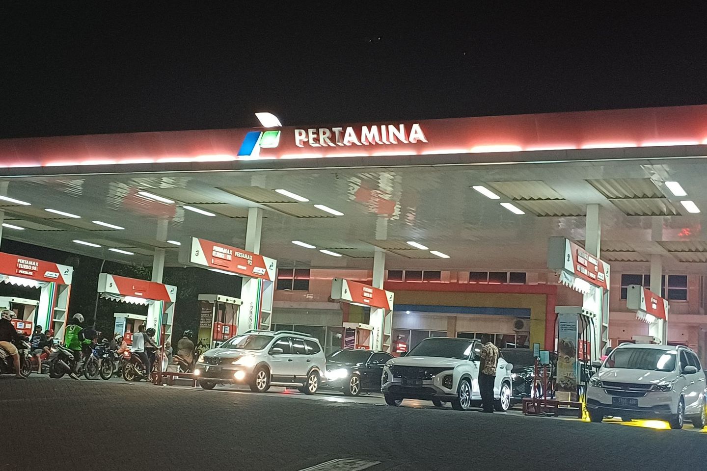 Khofifah Minta LPG Subsidi Tepat Sasaran, Warga Mampu Diminta Beralih