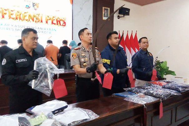 Polres Mojokerto Kota Amankan 21 Orang terkait Pengeroyokan di Empunala