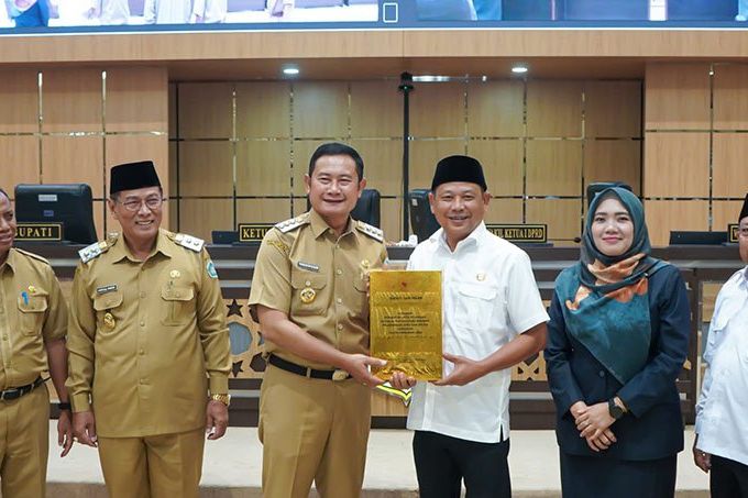 Dapat Hasil Opini WTP dari BPK, Pemkab dan DPRD Lamongan Mulai Bahas Perda APBD