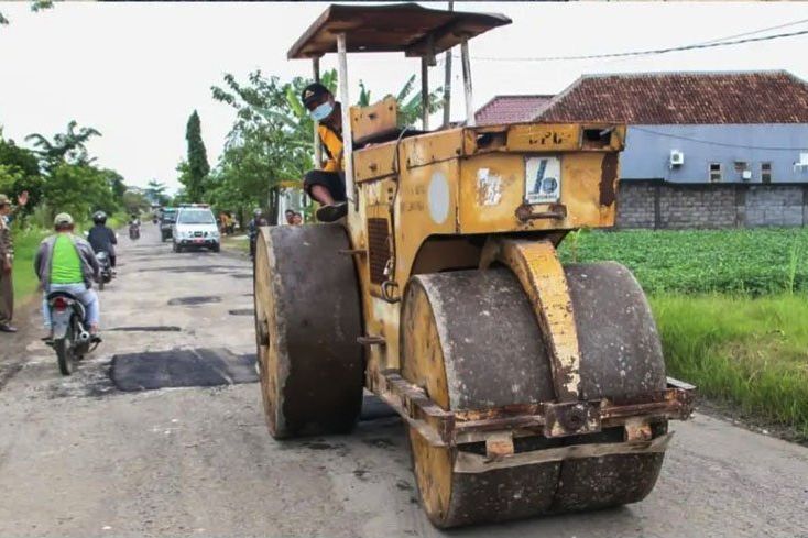 Musim Mudik, Dinas PU Binamarga Lamongan <em>Geber </em>Perbaikan Jalan Berlubang