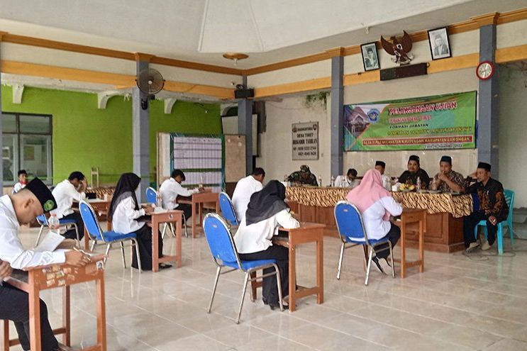 Anggap Perbup Sekadar Rambu - rambu, Panitia Tetap Lanjutkan Tes Perangkat Desa di Lamongan