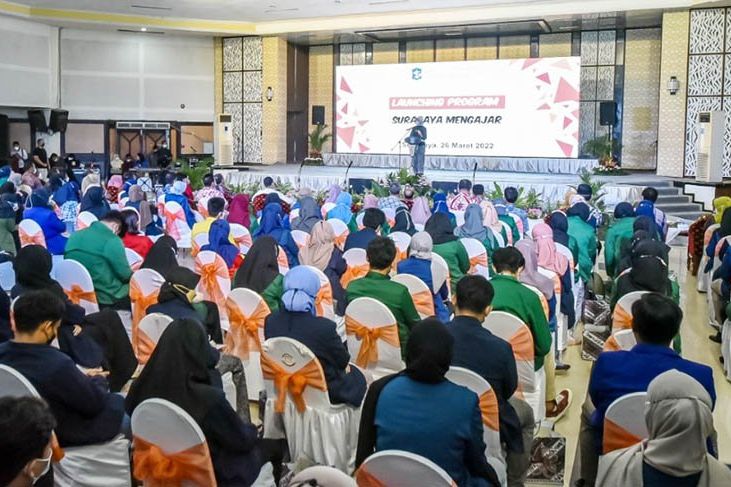 Kemendikbudristek Launching Surabaya Mengajar