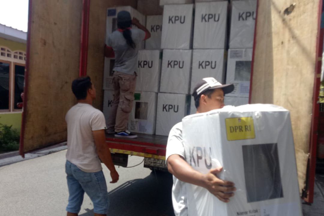 KPU Kota Blitar Mulai Distribusi Logsitik Pemilu