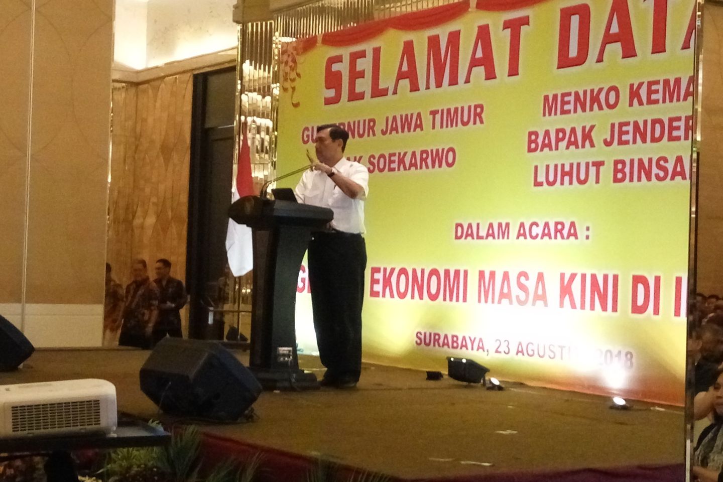 Luhut Nilai Utang Indonesia Masih Wajar