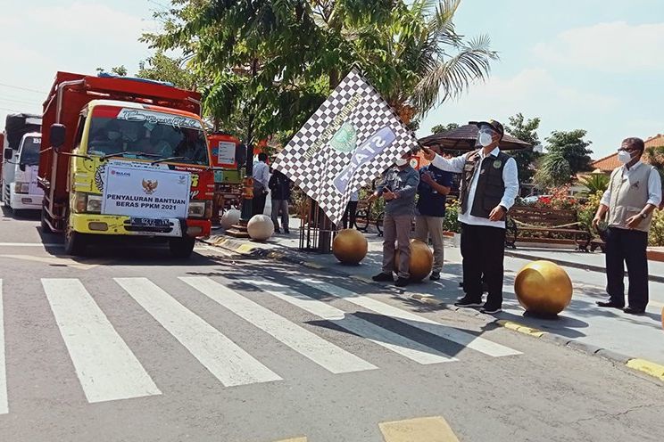PPKM, Pemkot Madiun Distribusikan 139 Ton Beras Bantuan