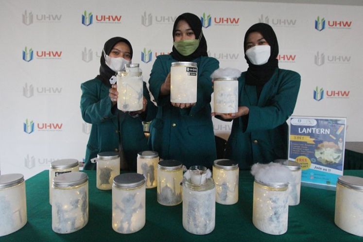 Mahasiswa UHW Perbanas Ciptakan LANTERN, Solusi Tingkatkan Kualitas Tidur