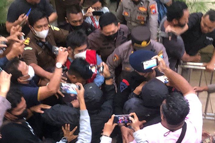 Terbukti Cabuli Santriwatinya, Mas Bechi Divonis 7 Tahun