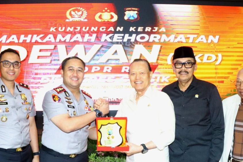 MKD DPR RI Gandeng Polres Gresik Awasi Pelat Khusus Anggota Dewan