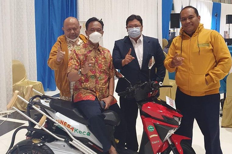 Unesa Luncurkan Sepeda Motor Elektrik Khusus Disabilitas