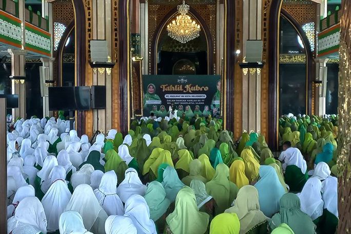 Harlah Muslimat NU ke 77, Ning Ita Melaunching Kartamus NU Dalam Bentuk E-Money