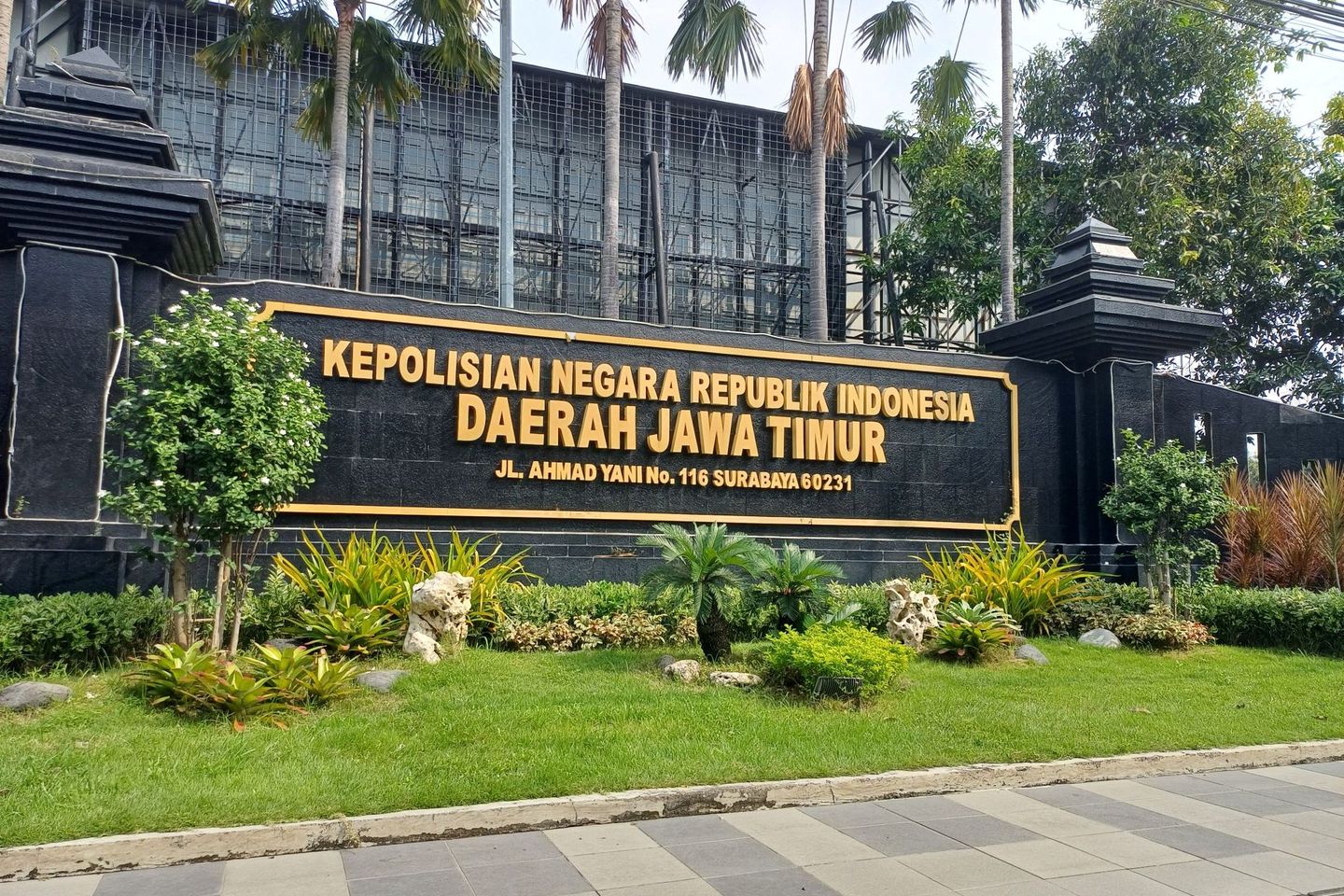 Polda Jatim Bantah Paksa Presiden BEM UNAIR Hadiri Silaturahmi Kapolda