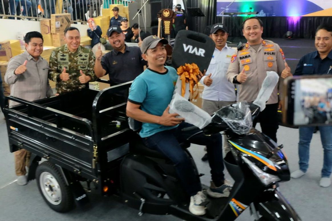 May Day 2026 di Gresik Kondusif, Buruh dan Pemkab Pilih Tasyakuran