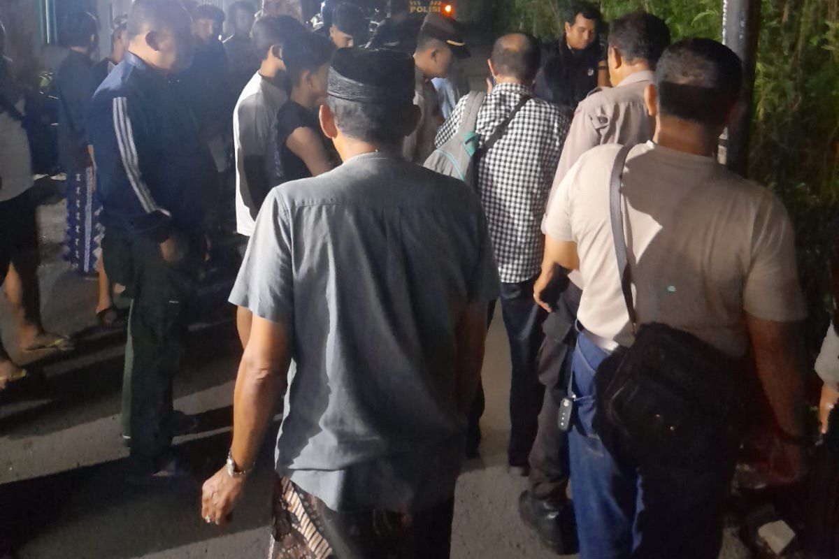 Pria di Jember Ditemukan Meninggal Duduk di Atas Motor, Diduga Tewas akibat Asma Akut