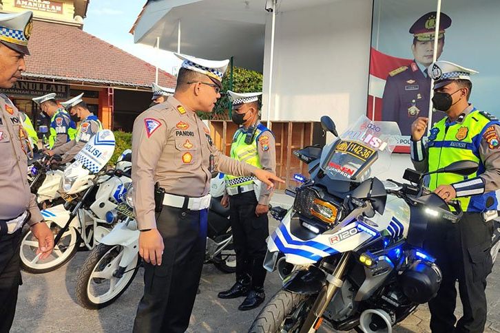 Siapkan Pengamanan Nataru 2023, Polantas Polres Probolinggo Kota Cek Kendaraan Patroli