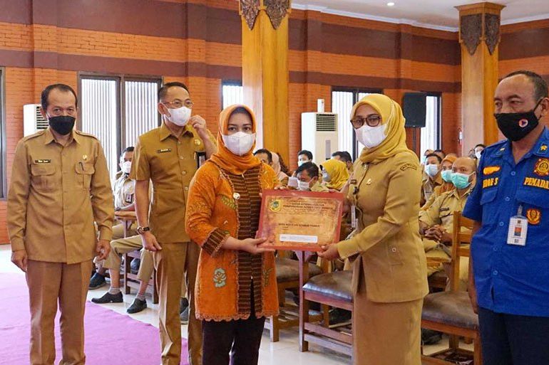228 ASN di Kota Mojokerto Terima SK Kenaikan Pangkat, Ini Pesan Walkot Mojokert Ning Ita