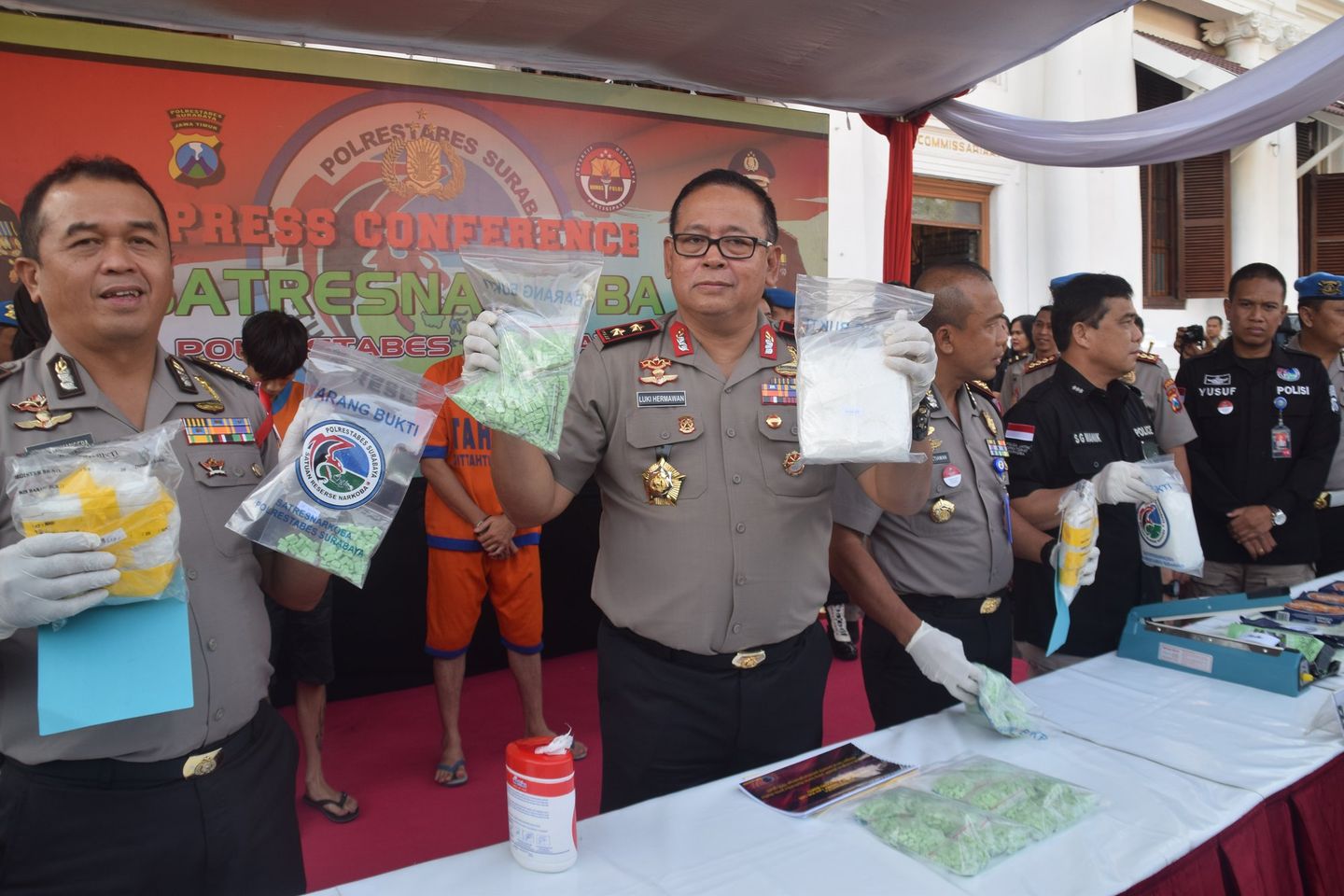 Polisi Tangkap Tiga Kurir Narkoba Beda Jaringan