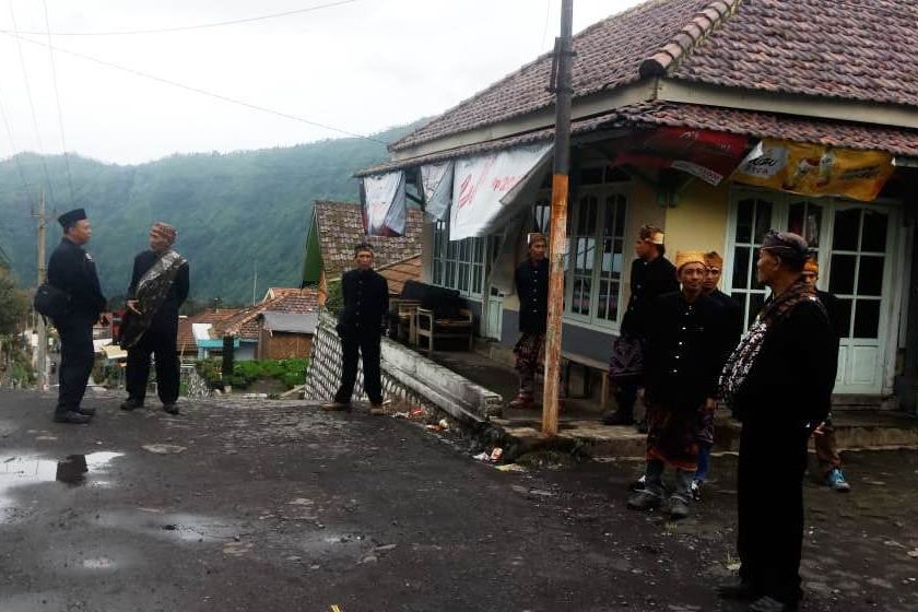 Jalan Kampung Umat Hindu Suku Tengger Ditutup saat Hari Raya Nyepi