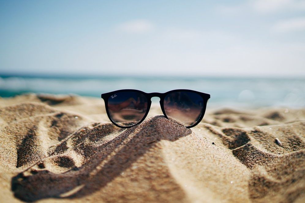 Facebook Gandeng Ray-Ban Ciptakan Kacamata Pintar