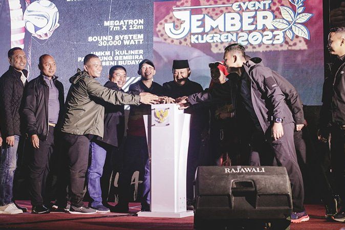 Kemeriahan Pembukaan Pesa Piala Dunia juga Dirasakan Warga Jember