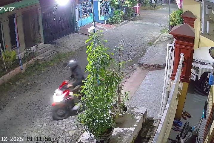 Motor Hilang Dicuri Komplotan Pura-pura Berteduh di Kota Mojokerto