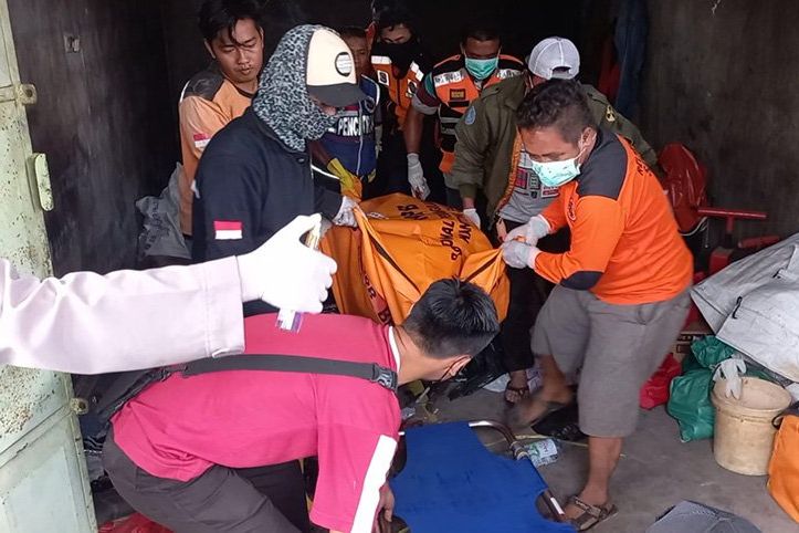 Tukang Tambal Ban Ditemukan Membusuk di Tempat Kerja