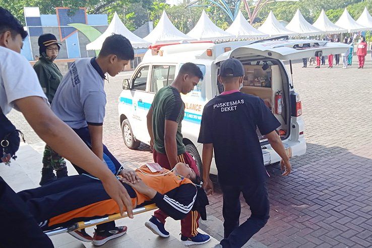 Diduga Kelelahan, Satu Peserta Latihan Paskibra Lamongan Pingsan
