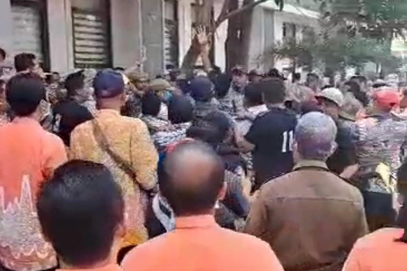 Porkab Jombang Diwarnai Adu Jotos ASN Pendukung Tim Bola Voli 
