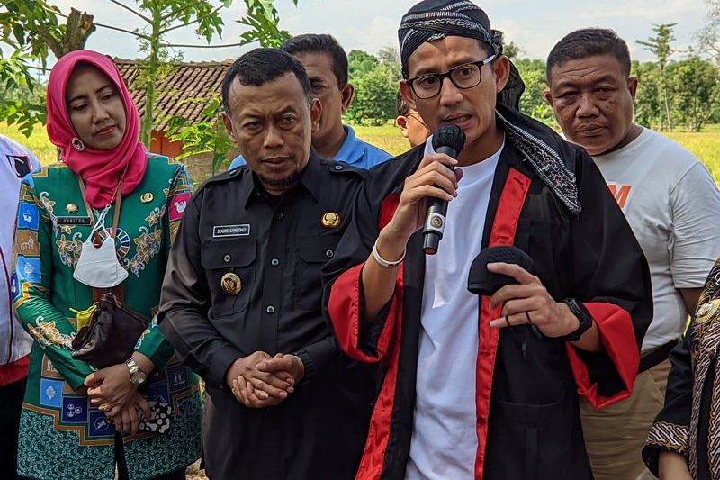 Sandiaga Kunjungi UMKM dan Kawal Rencana Festival Nasional Reog Ponorogo