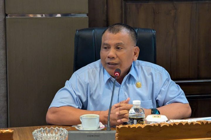 Karhutla TNBTS Meluas, Cak Sumardi Minta Helikopter Water Bombing Ditambah