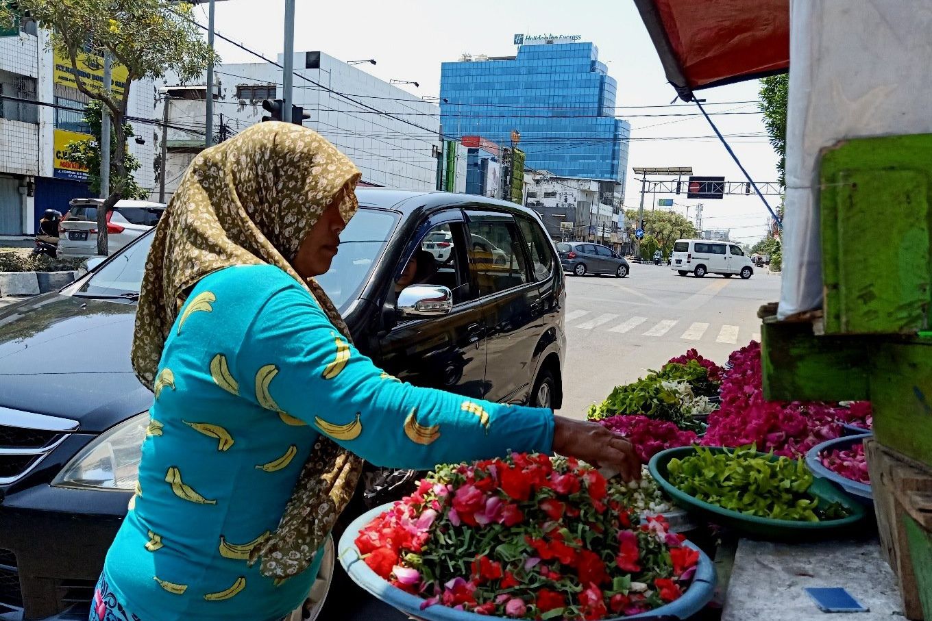 Camat Tegalsari Janjikan Renovasi Pasar Kupang Bersamaan Masuknya Pedagang Kembang