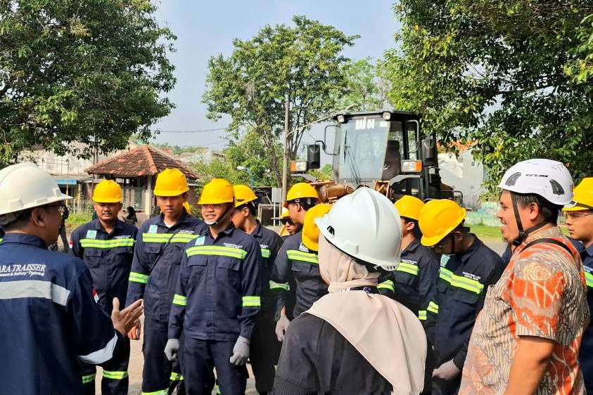 Disnaker Gresik Manfaatkan DBHCT untuk Cetak Operator Wheel Loader Kompeten