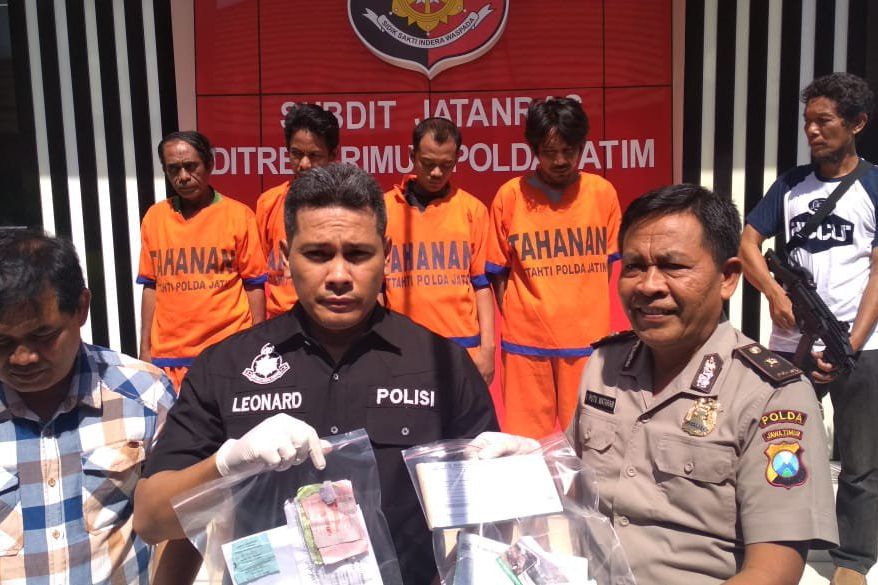 Empat Pelaku Pemerasan di Terminal Purabaya Dibekuk