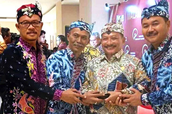 Bung Karna Terima Penghargaan Indonesia Visionary Leader