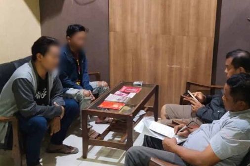 Polisi Probolinggo Pulangkan Pemuda Penyedia Buku Tokoh PKI