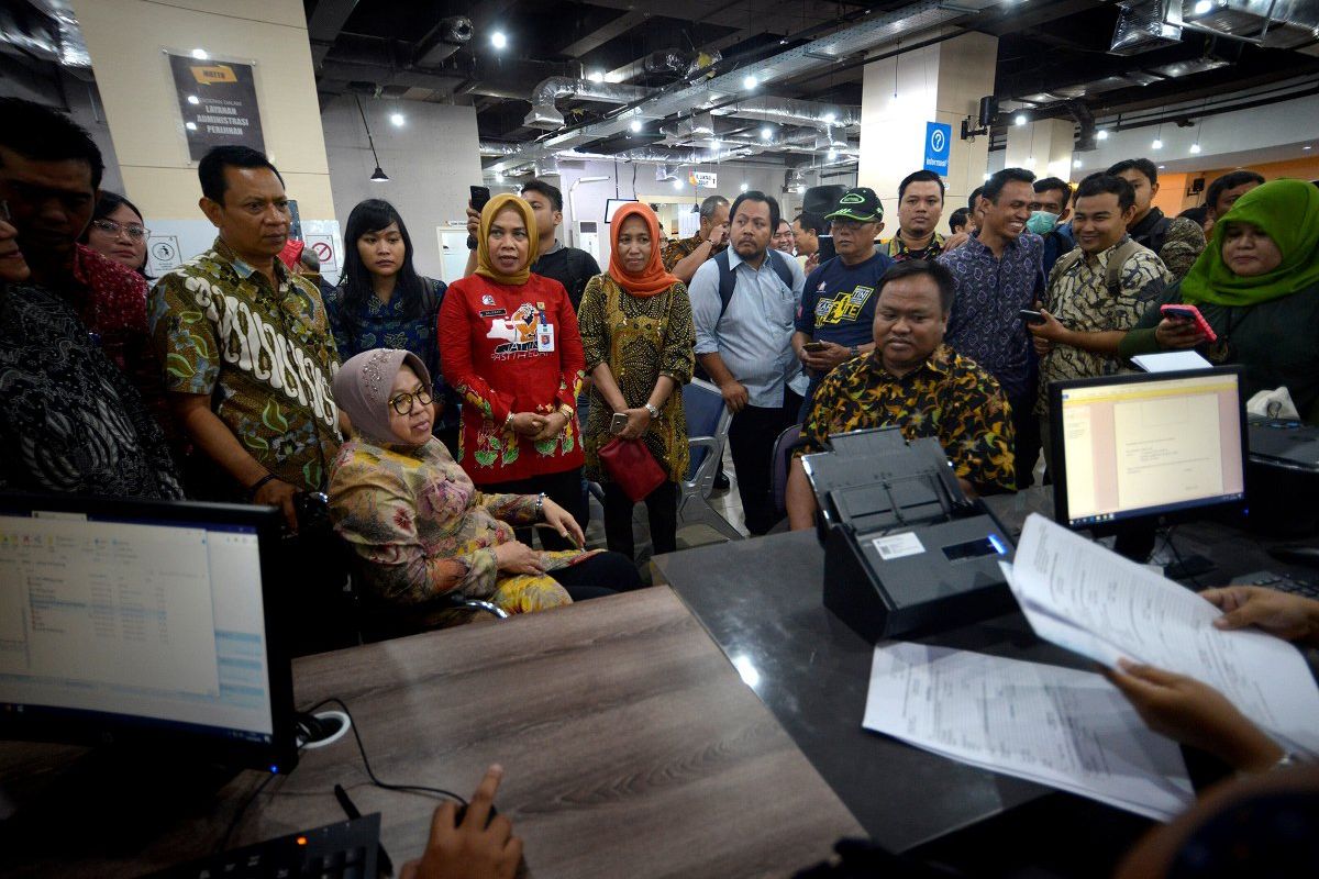 Risma Janji Tambah Kuota Pengurusan HKI Gratis