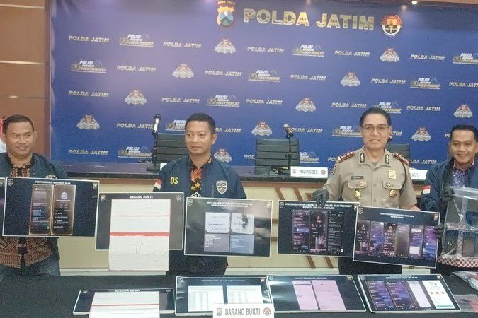 Polda Jatim Selidiki Dugaan Penyalahgunaan Data KTP dan KK untuk Judol