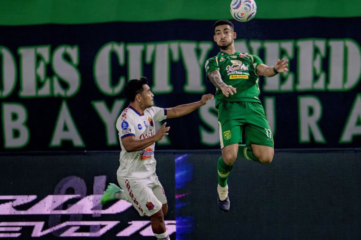 Gol Risto Mitrevski Menit 90+2 Selamatkan Persebaya dari Kekalahan atas Persijap