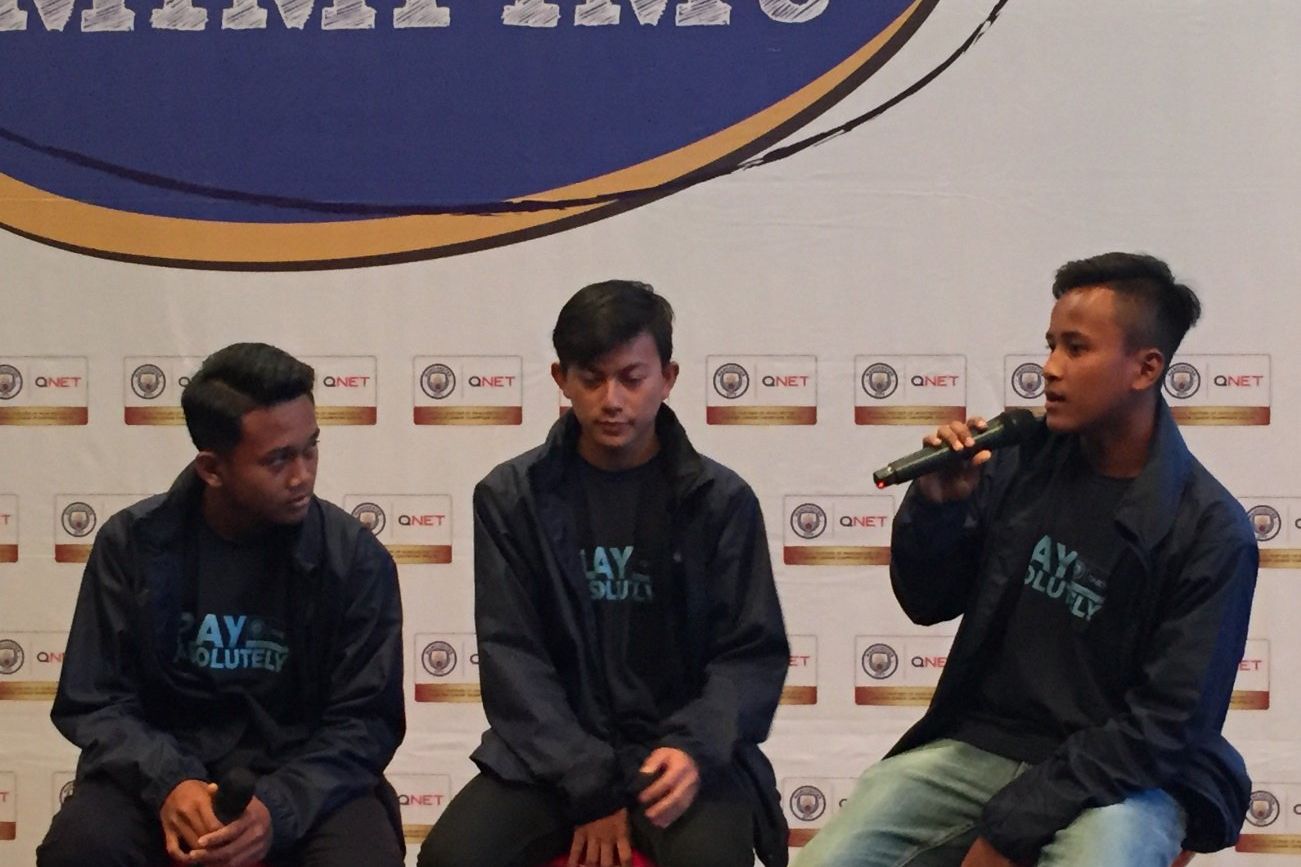 Makan Daging Babi, Pengalaman Pemain Persebaya Menimba Ilmu di Manchester City