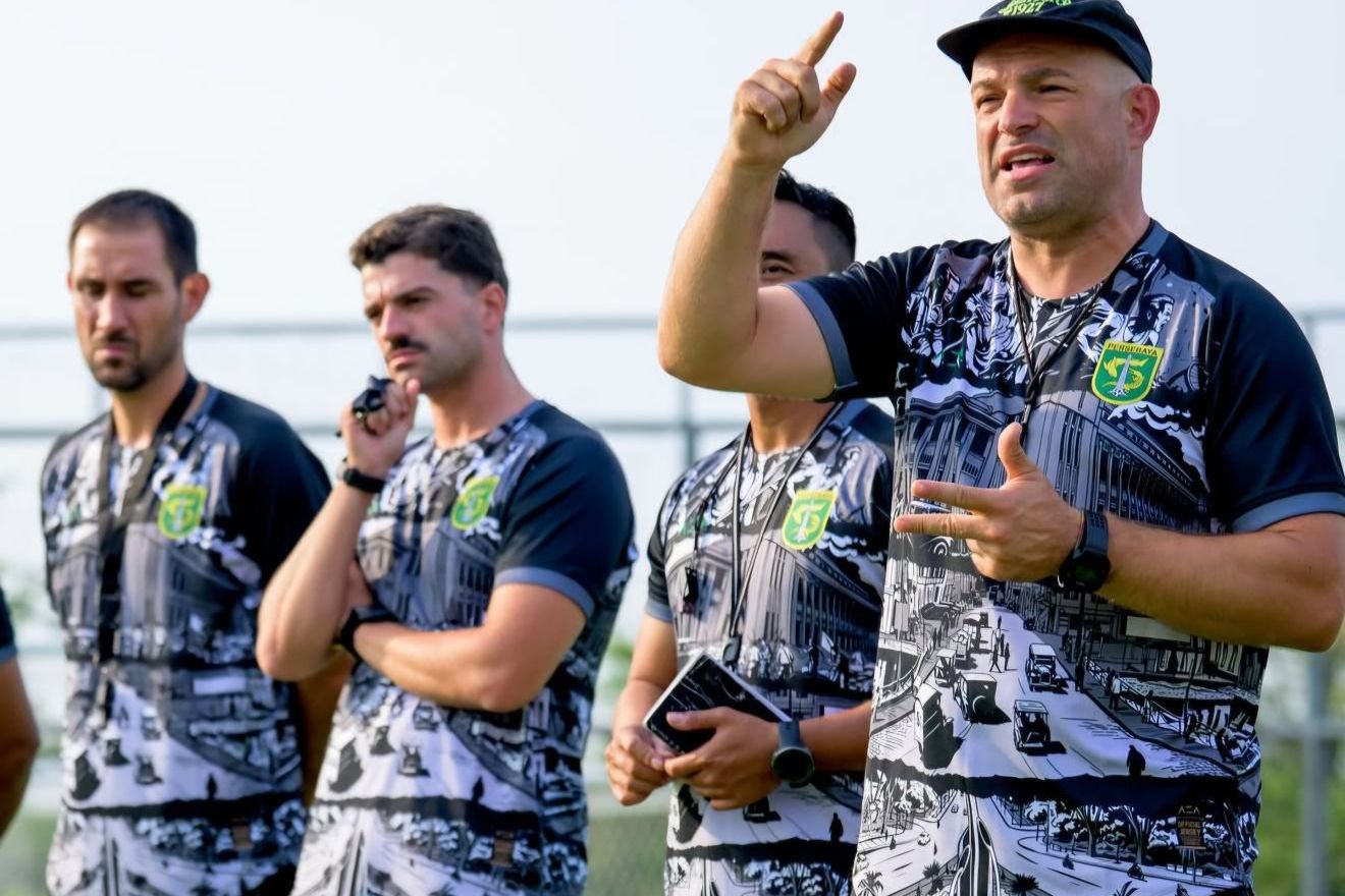 Persebaya Vs PSIS: Ujian Taktik Bernardo Tavares Jelang Liga Super 2026/2027
