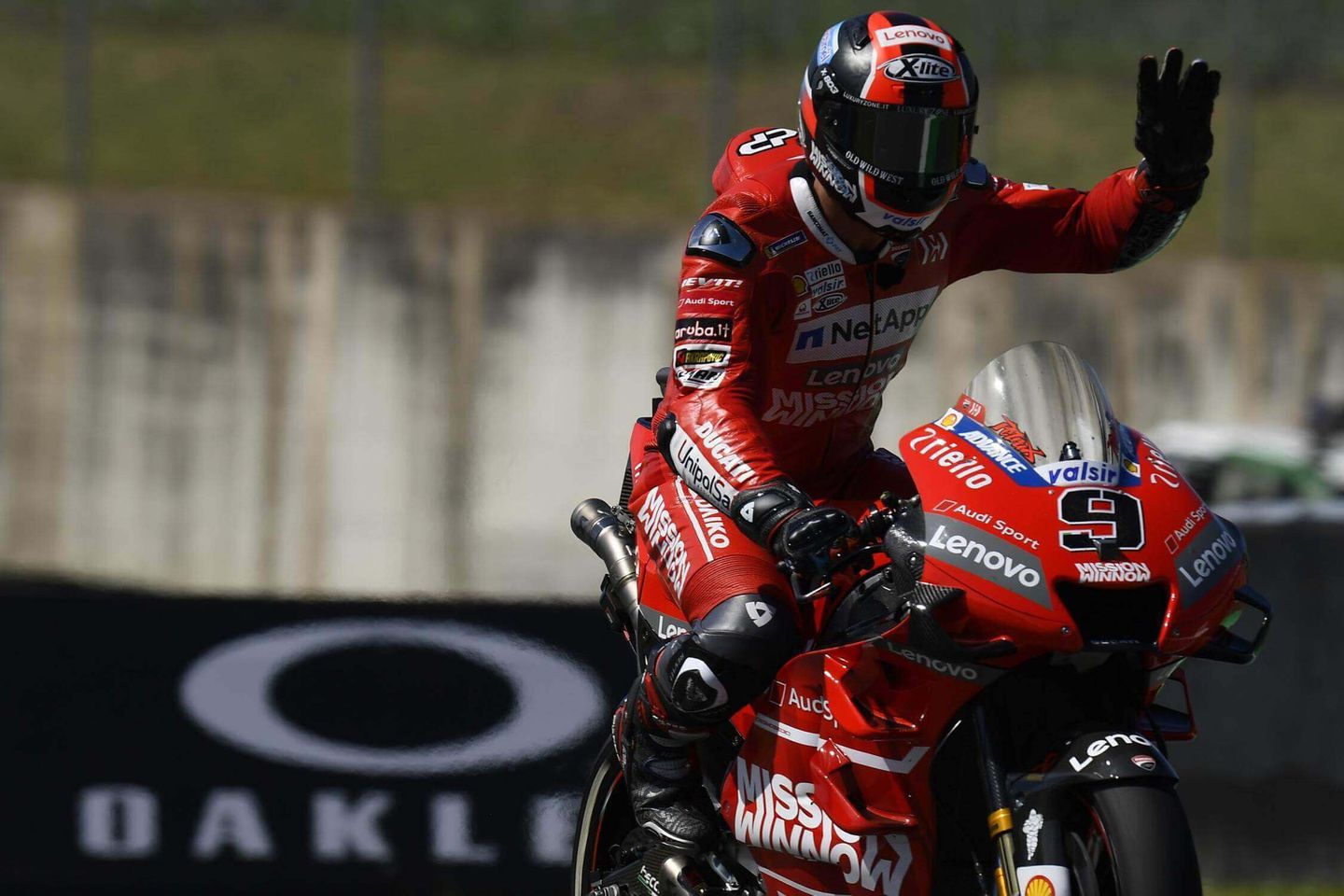 Petrucci Petik Kemenangan Pertama sekaligus Antar Ducati Cetak Hattrick 