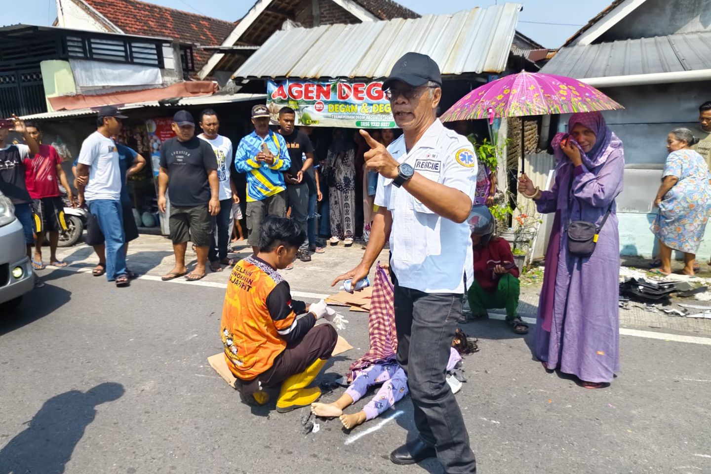 Pick Up Tabrak Motor di Dawarblandong Mojokerto, Bocah 6 Tahun Meninggal di Lokasi
