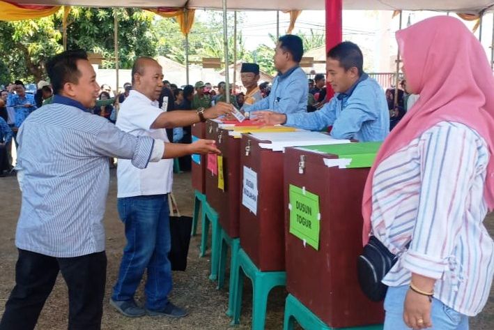 Warga Probolinggo Diimbau Tak Buru-buru Yakini Data Pemenang Pilkades di Medsos