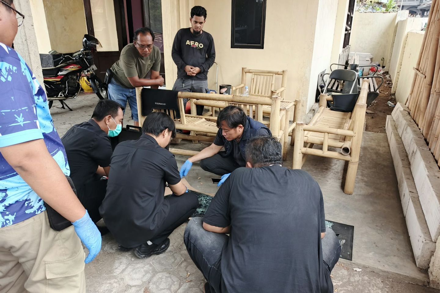 Polres Jember Buru Pencuri Bermotif Pecah Kaca Mobil